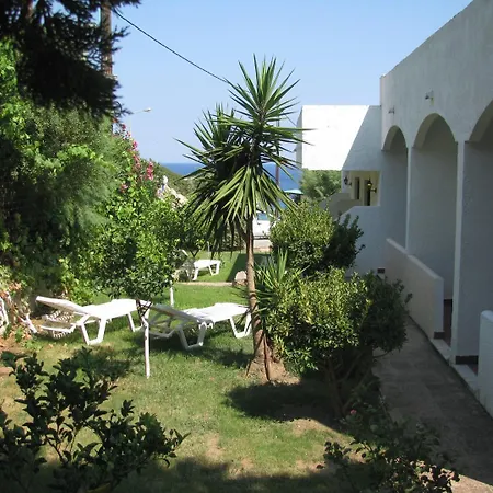 Hotel Ladiko -anthony Quinn Bay