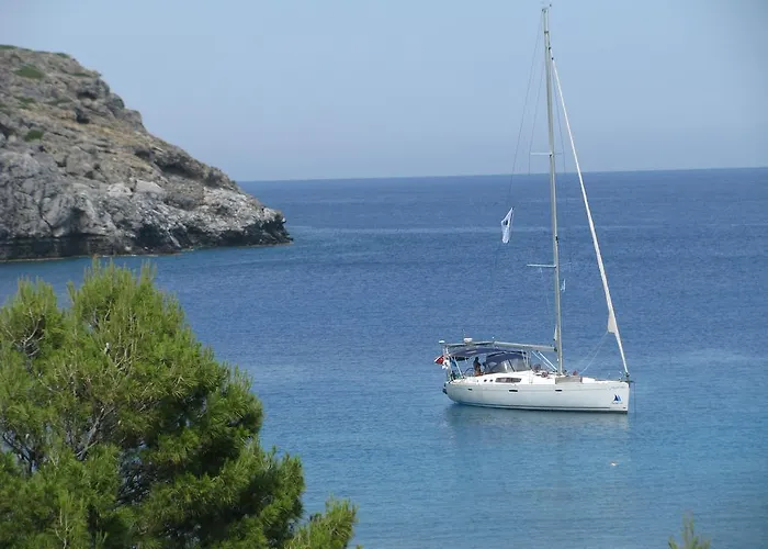 Ladiko -anthony Quinn Bay 3*