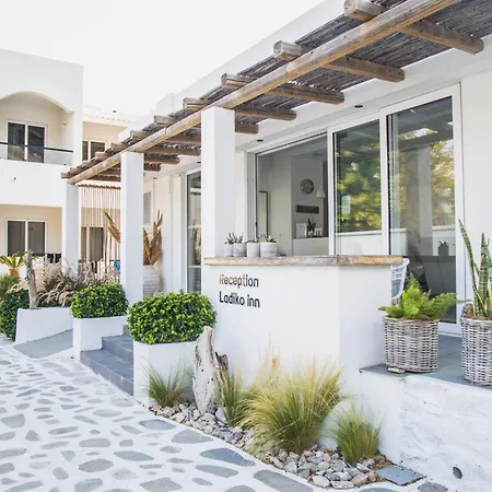 Ladiko -anthony Quinn Bay