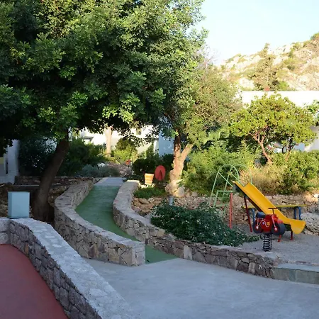 Ladiko -anthony Quinn Bay 3*