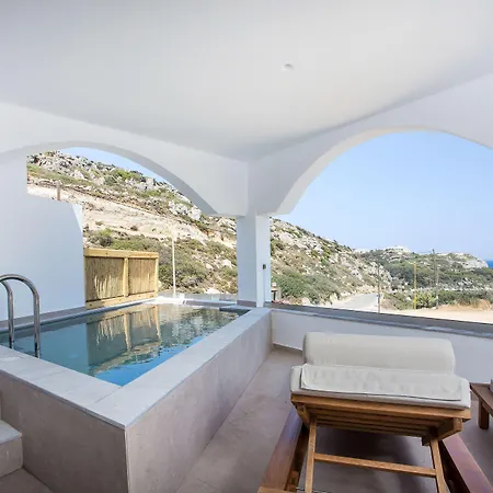 Hotel Ladiko -anthony Quinn Bay