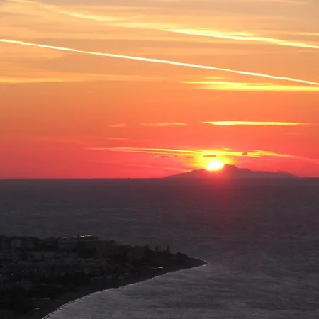 Otel Ladiko -anthony Quinn Bay 3*