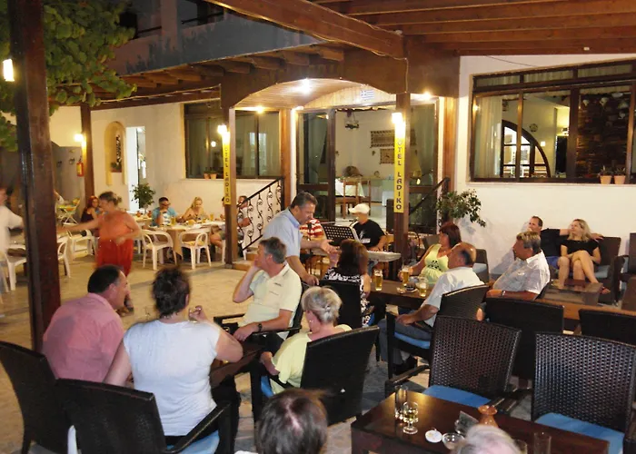 Ladiko -anthony Quinn Bay