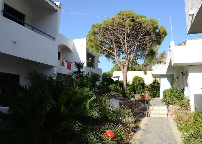 Hotel Ladiko -anthony Quinn Bay 3*